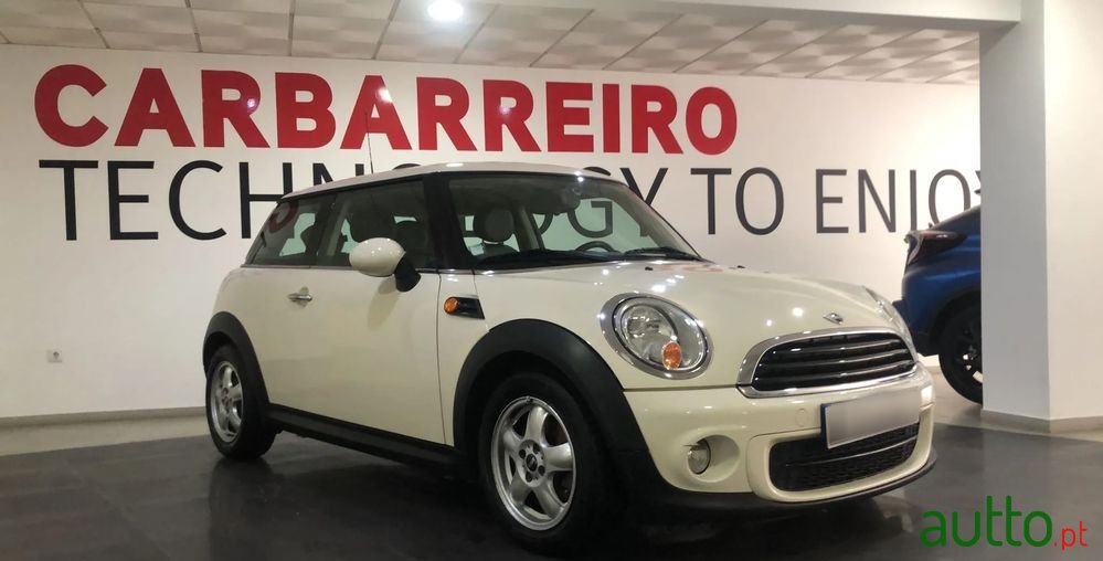 2011' MINI One D photo #1