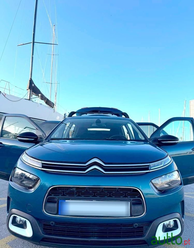 2019' Citroen C4 Cactus 1.5 Bluehdi Shine photo #3