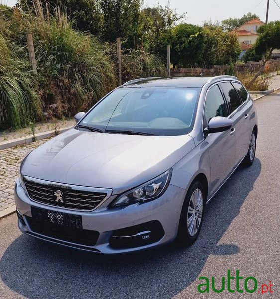 2019' Peugeot 308 Sw photo #1