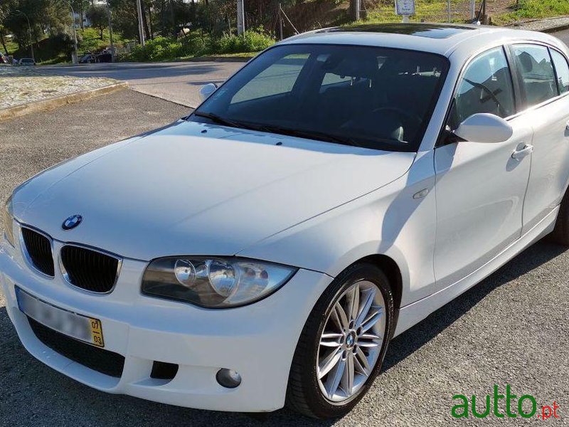 2007' BMW 118 D photo #1