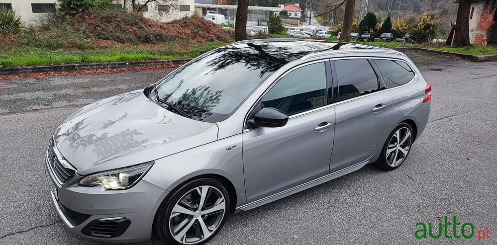 2015' Peugeot 308 Sw photo #1