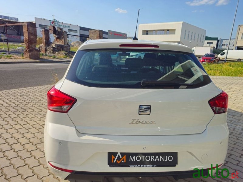 2023' SEAT Ibiza 1.0 Tsi Style Dsg photo #6