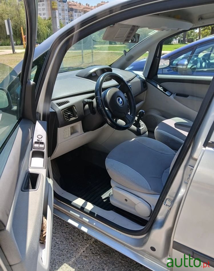 2005' Fiat Idea 1.2 16V Dynamic photo #3