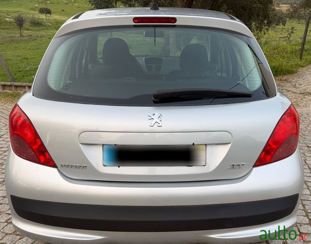 2007' Peugeot 207 photo #5