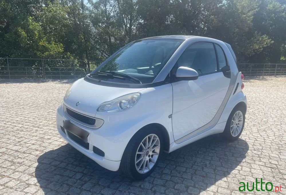 2011' Smart Fortwo 0.8 Cdi Pulse 54 photo #2