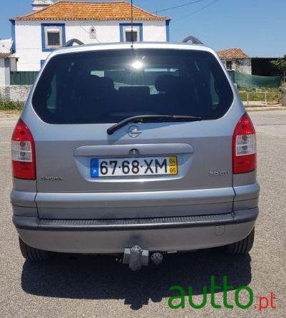 2004' Opel Zafira 2.0 Dti Life photo #1