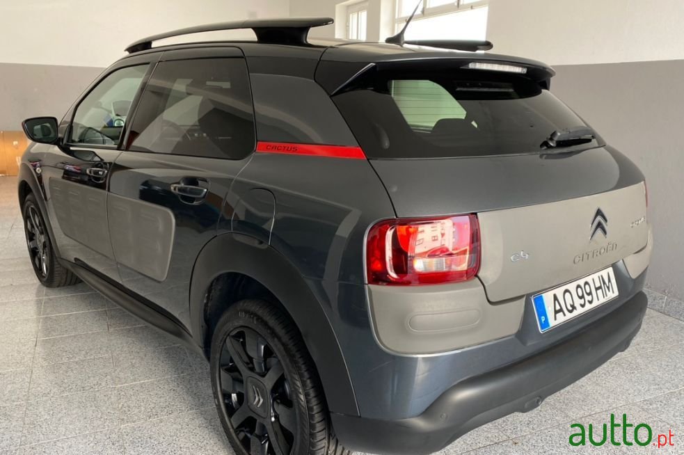 2017' Citroen C4 Cactus photo #3