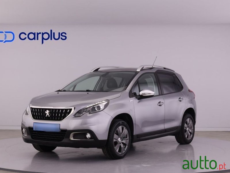 2019' Peugeot 2008 photo #1