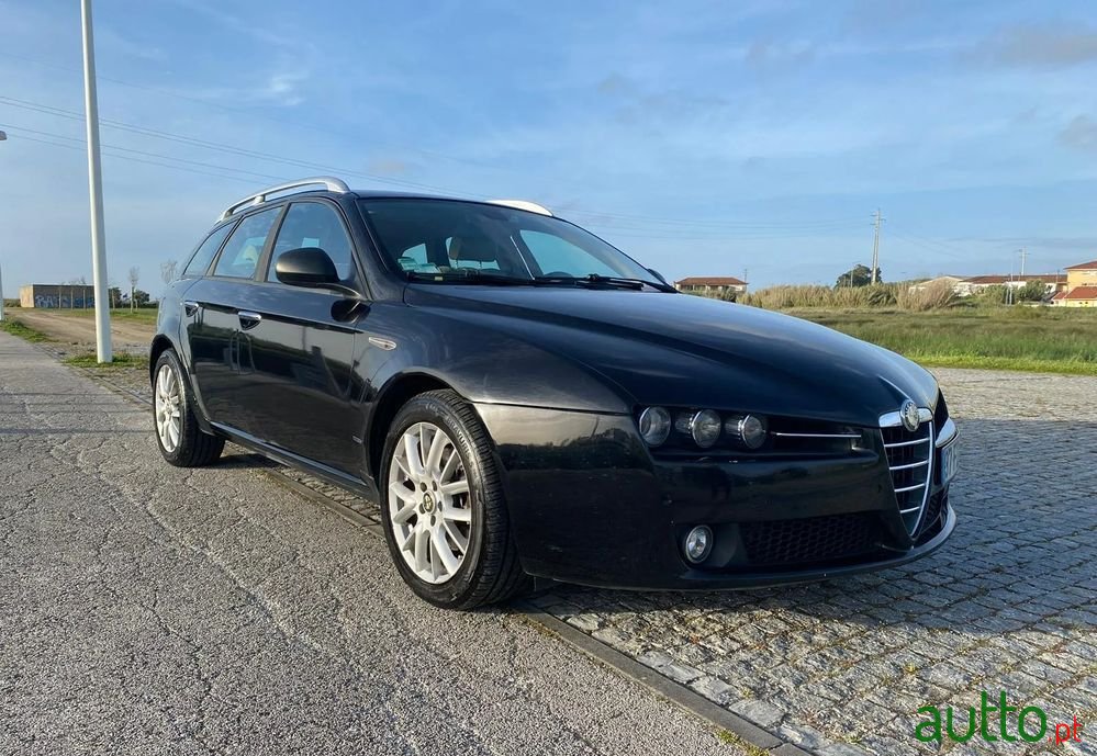 2008' Alfa Romeo 159 Sportwagon photo #1