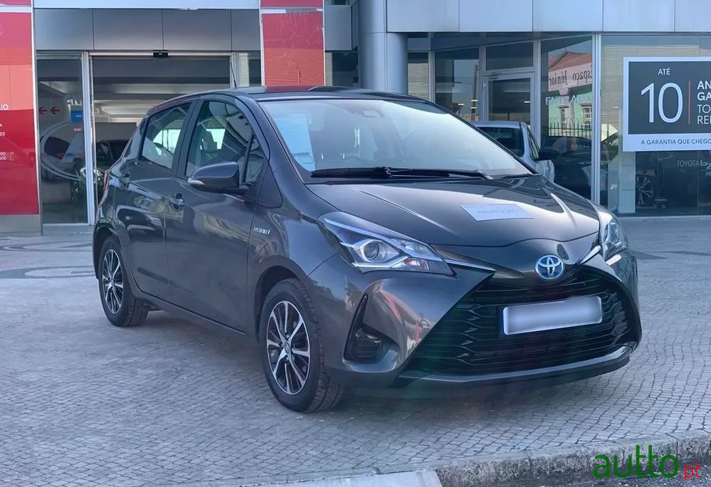 2019' Toyota Yaris photo #3