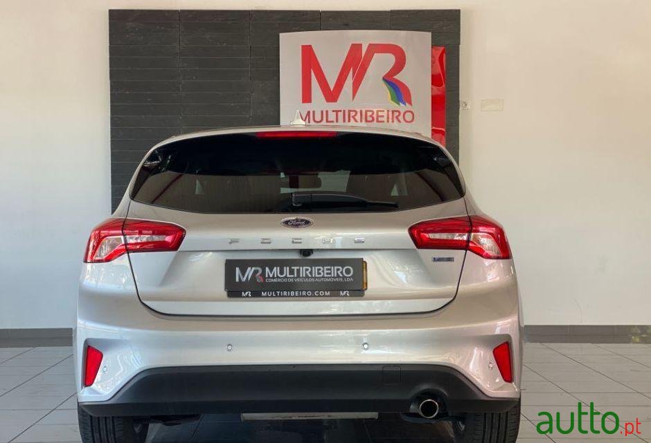 2019' Ford Focus photo #2