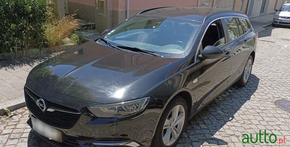 2019' Opel Insignia Sports Tourer photo #2