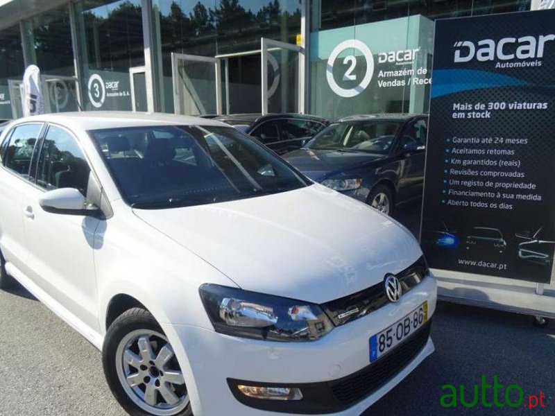 2013' Volkswagen Polo photo #1