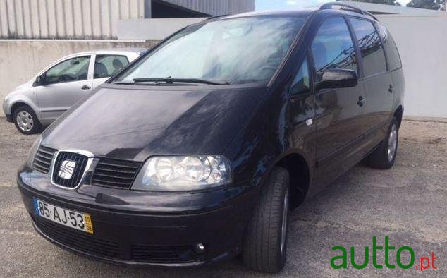 2005' SEAT Alhambra photo #2