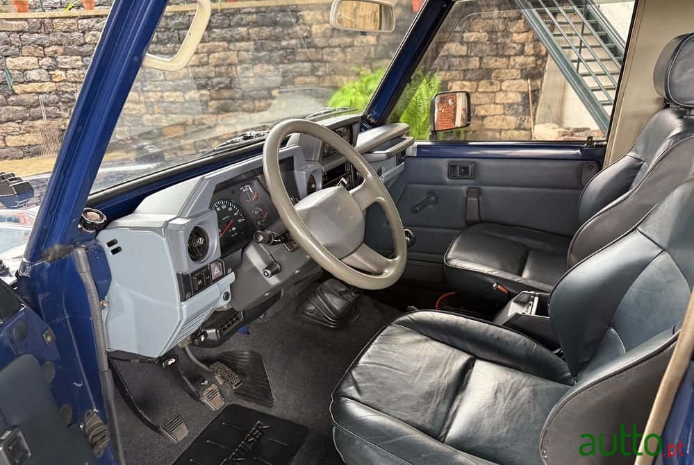 1988' Toyota Land Cruiser 250 Td photo #5