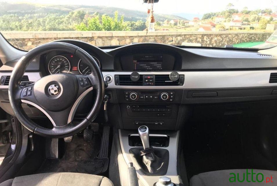 2007' BMW 320 E91 photo #4