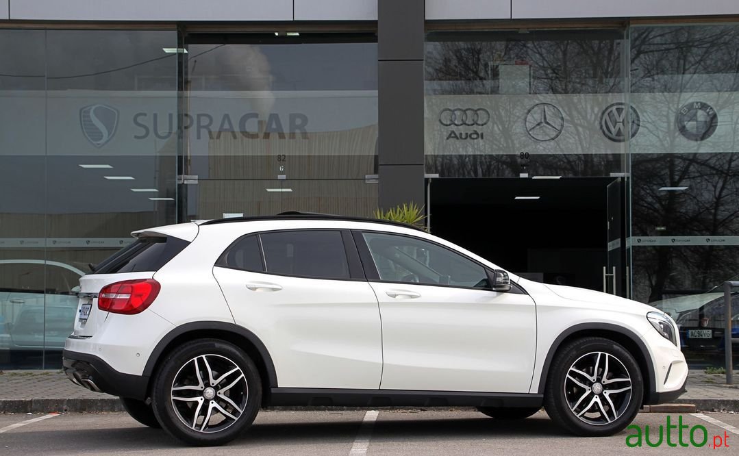 2016' Mercedes-Benz Gla-180 photo #5