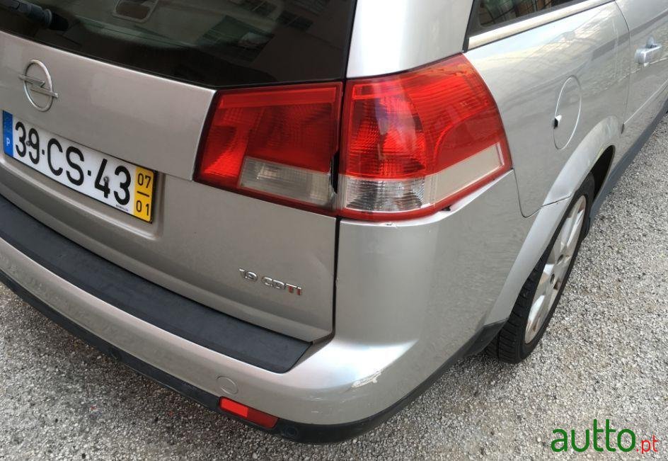 2007' Opel Vectra Caravan photo #3