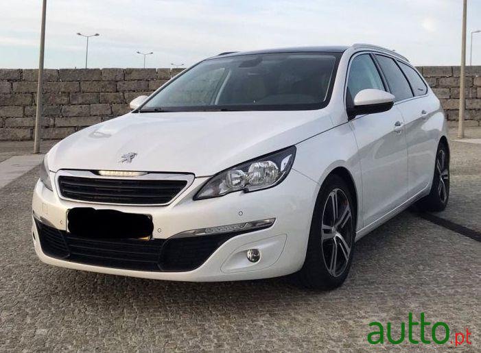 2014' Peugeot 308 Sw photo #2