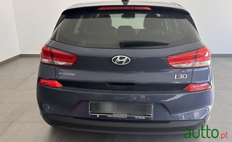 2017' Hyundai i30 photo #6