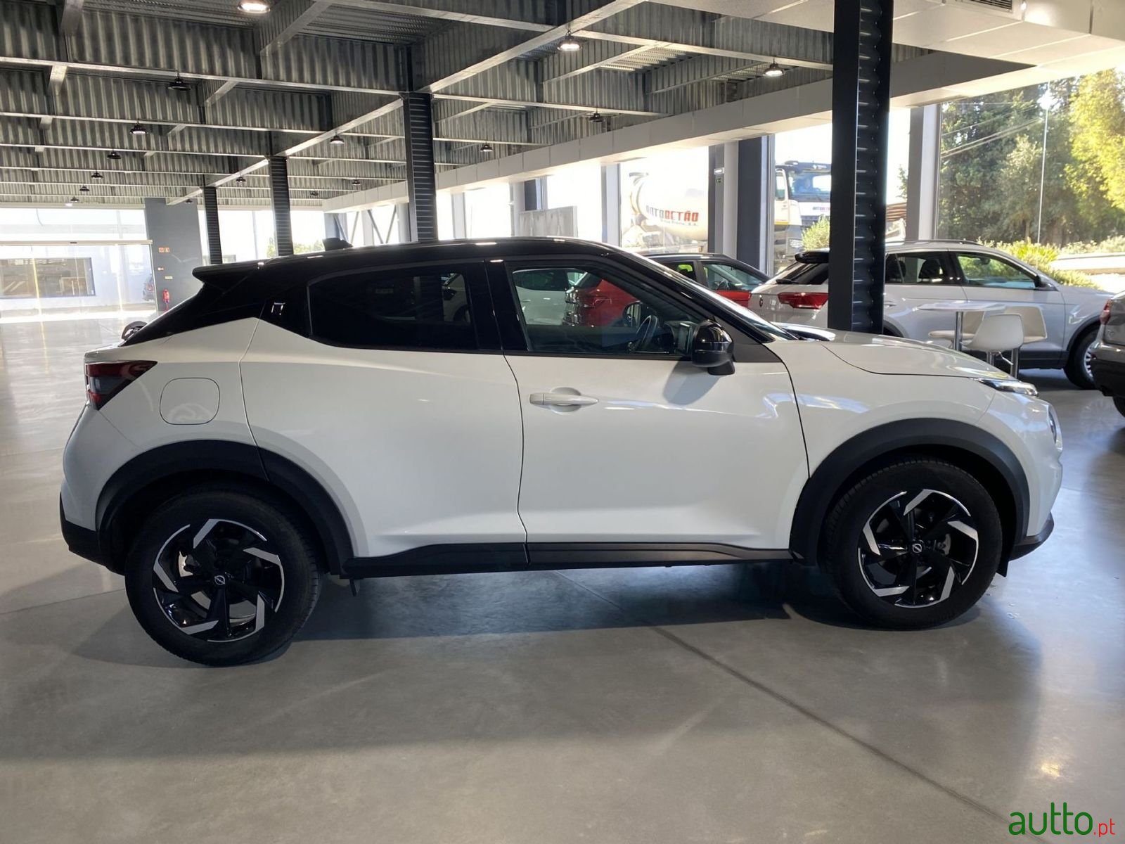 2023' Nissan Juke photo #6