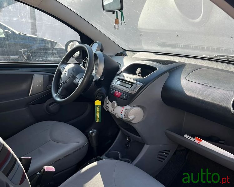 2009' Citroen C1 1.0 Sx photo #4