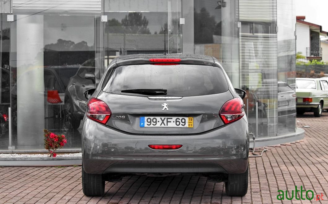 2019' Peugeot 208 photo #4