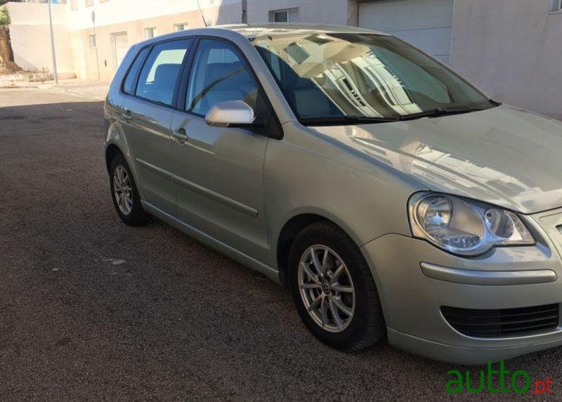 2008' Volkswagen Polo Bluemotion photo #3