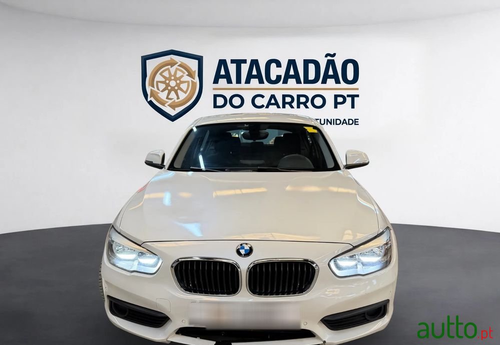 2016' BMW Série 1 D photo #3