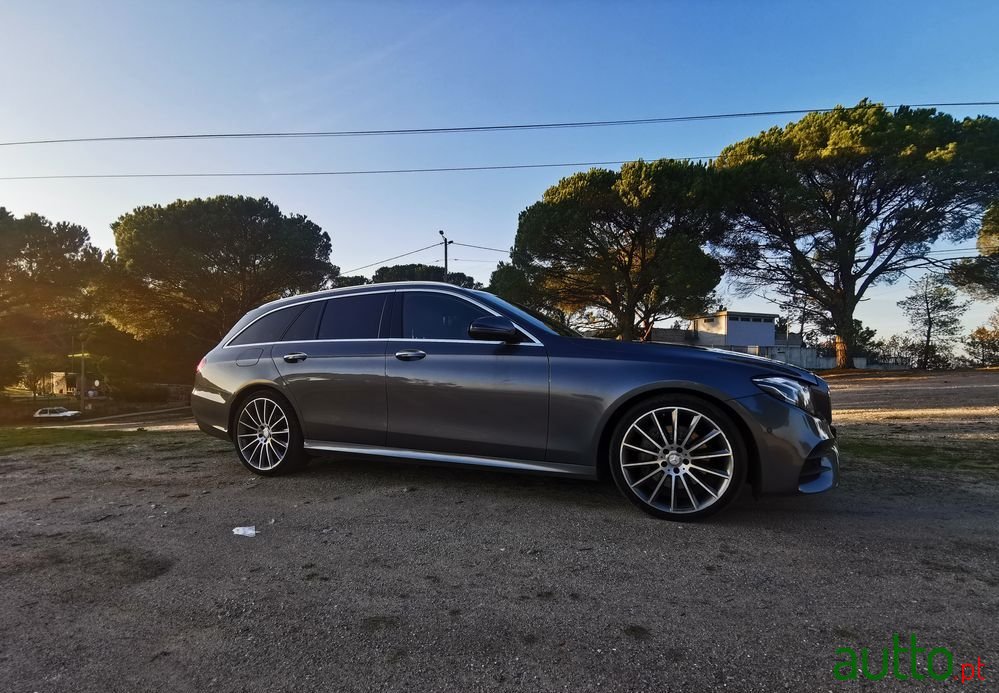2017' Mercedes-Benz E 220 photo #1