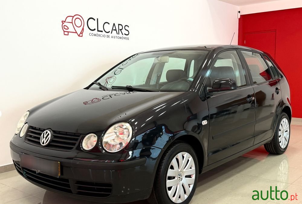 2005' Volkswagen Polo photo #1