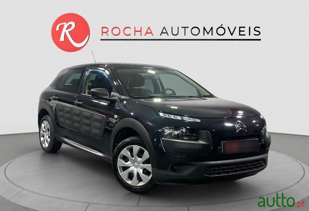 2016' Citroen C4 Cactus 1.2 Puretech Live photo #3