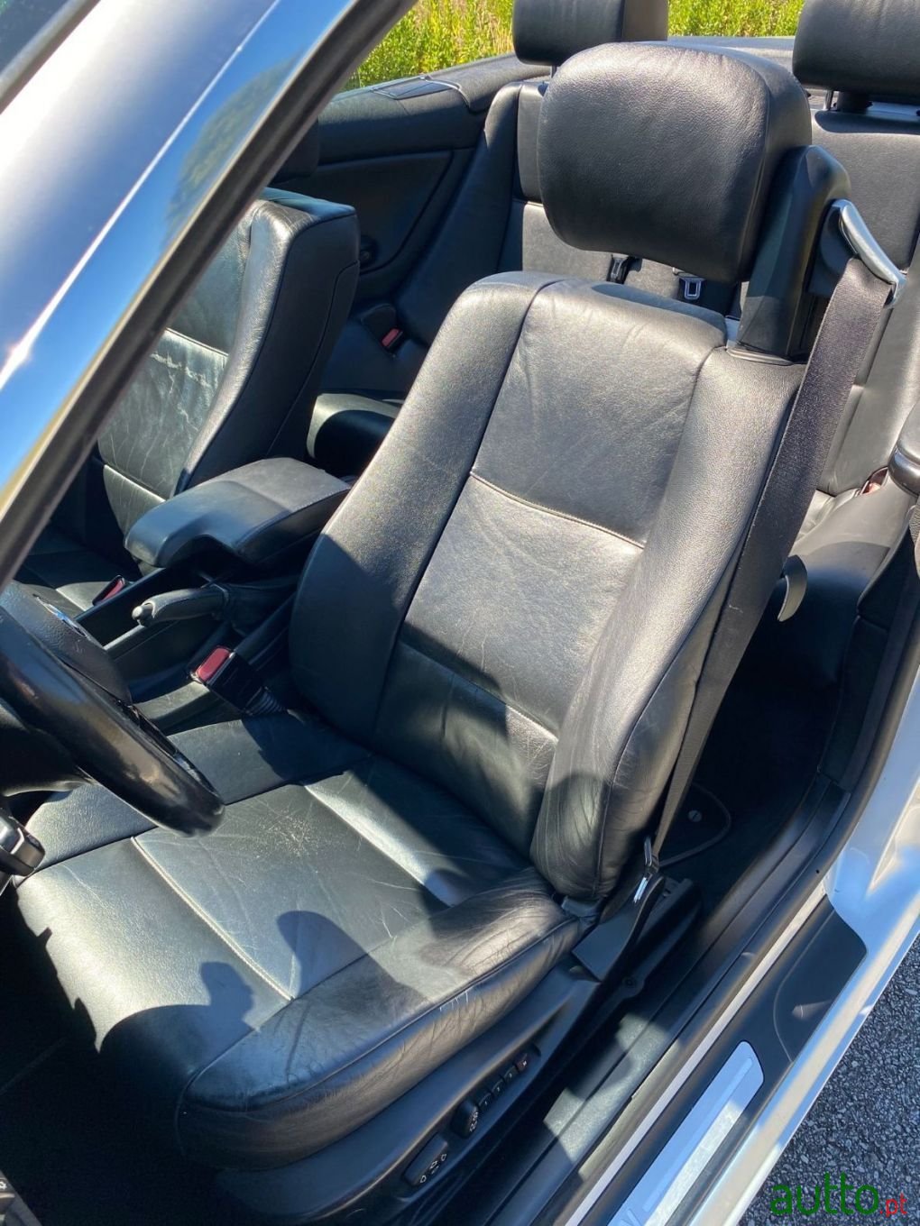 2000' BMW 323 photo #6