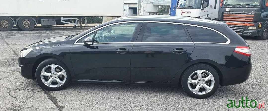 2013' Peugeot 508 Sw photo #1