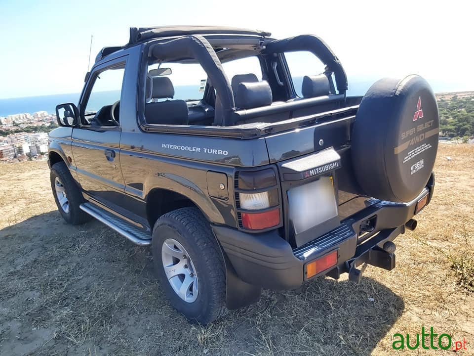 2012' Mitsubishi photo #5