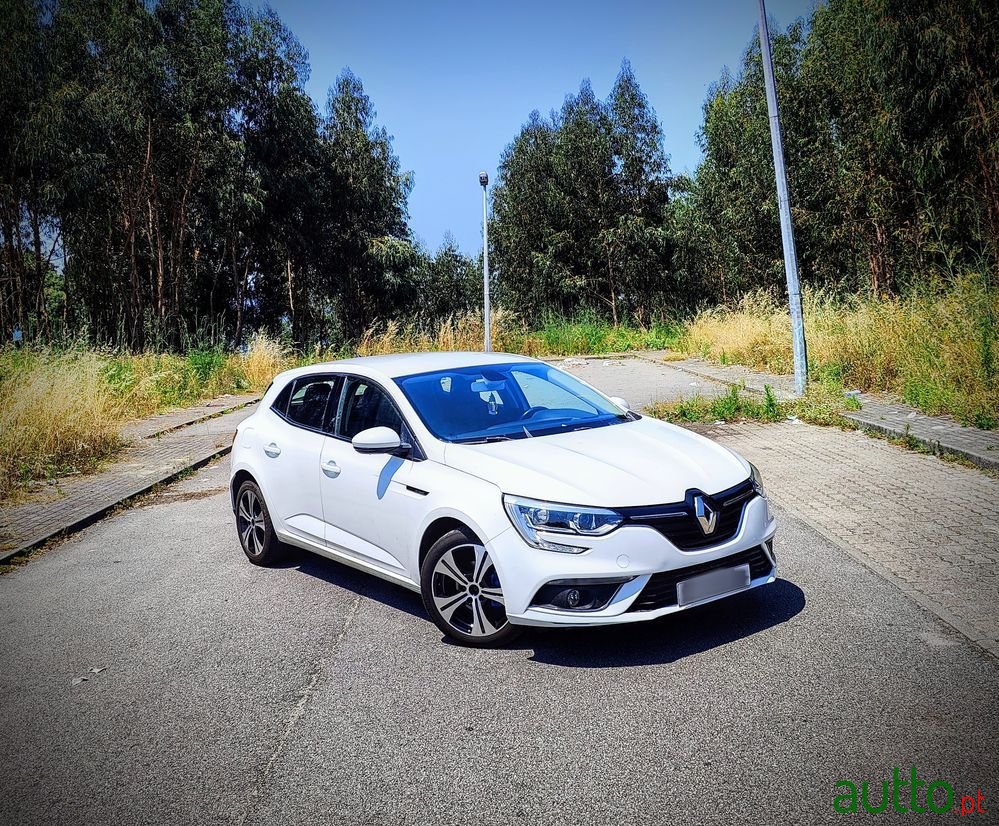 2017' Renault Megane 1.5 Dci Gt Line photo #1