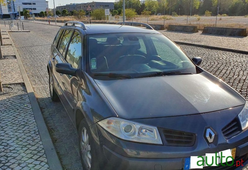 2008' Renault Megane Break photo #3