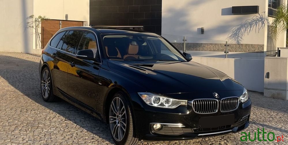 2013' BMW 320 photo #1