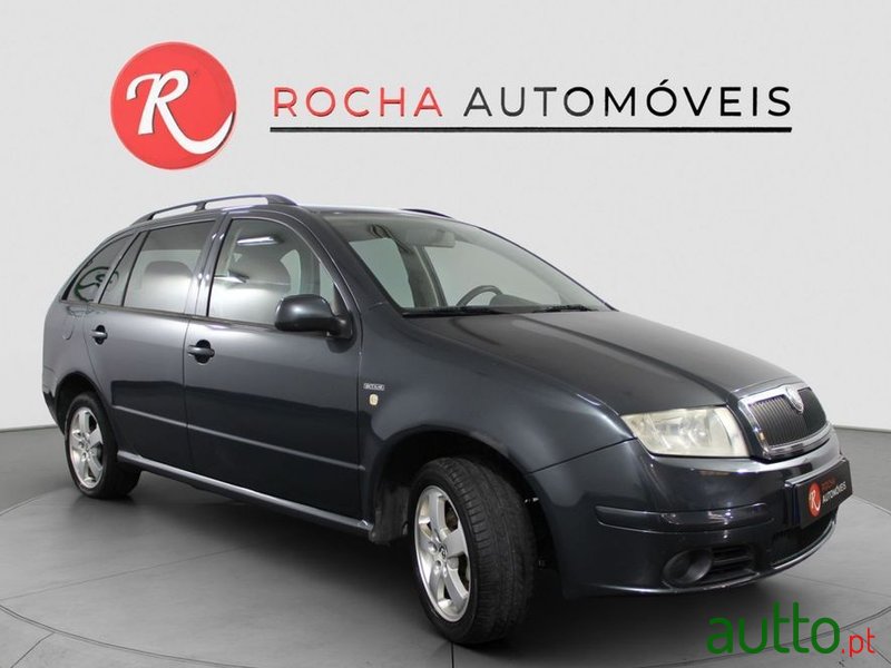 2007' Skoda Fabia Break photo #3