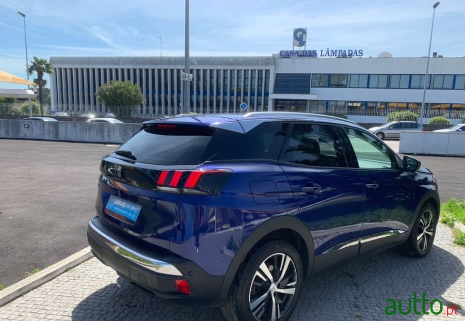 2018' Peugeot 3008 photo #6