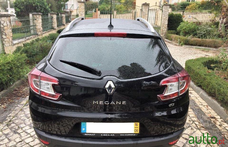 2016' Renault Megane Sport Tourer photo #4