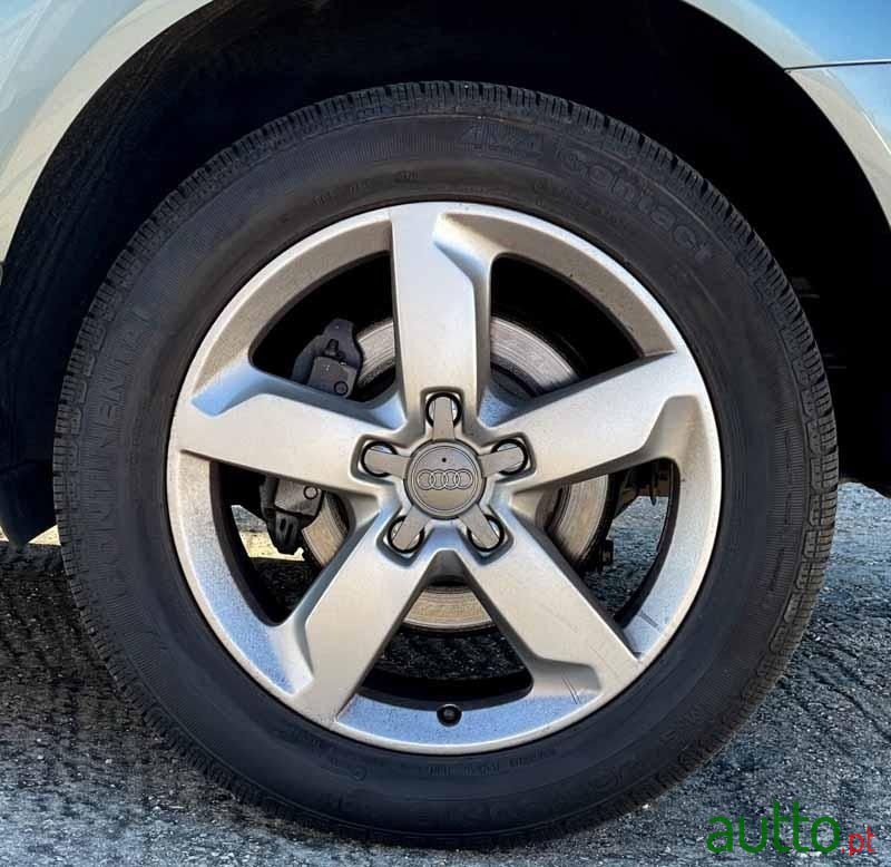 2011' Audi Q7 photo #5