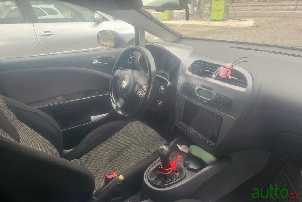 2008' SEAT Leon 1.9 Tdi Stylance photo #6