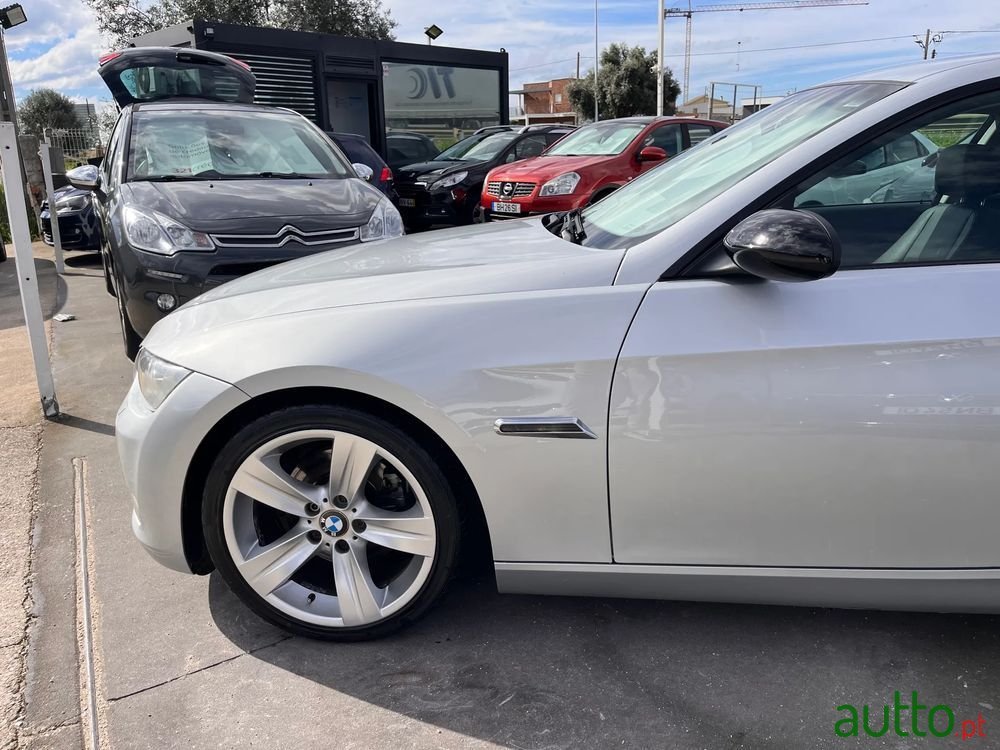 2009' BMW Série 3 photo #5