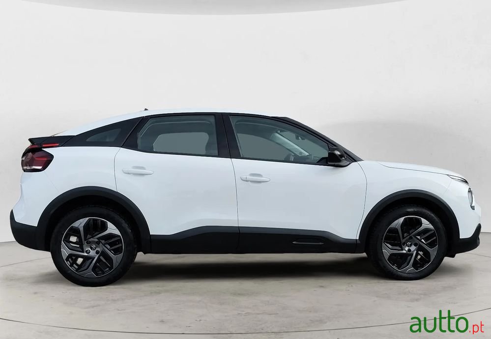 2022' Citroen C4 photo #6