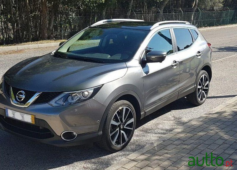 2014' Nissan Qashqai 1.6 dCi Tekna J19 photo #3