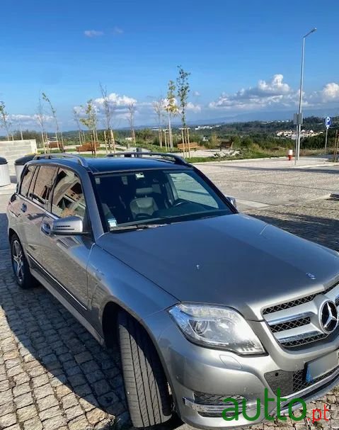 2015' Mercedes-Benz GLK 220 photo #4