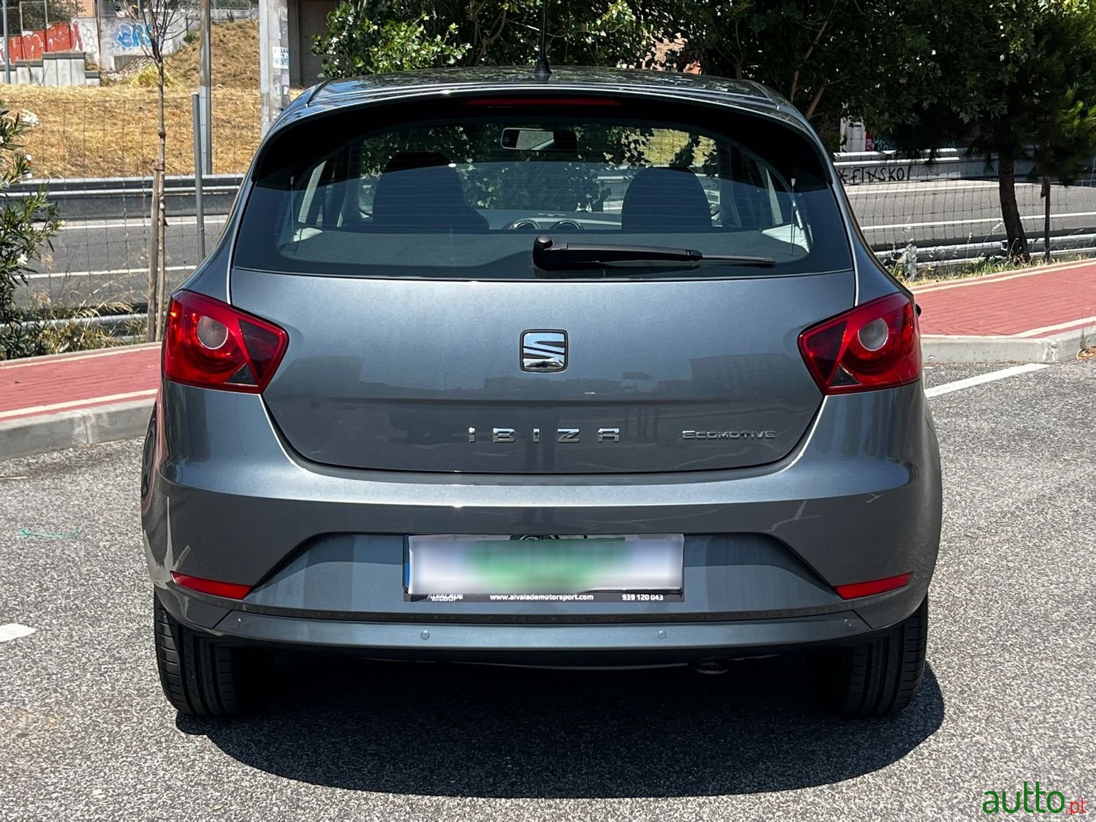 2015' SEAT Ibiza photo #6