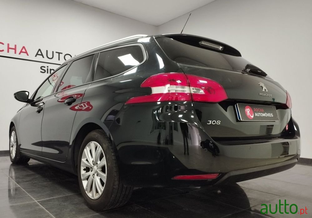 2019' Peugeot 308 Sw photo #6