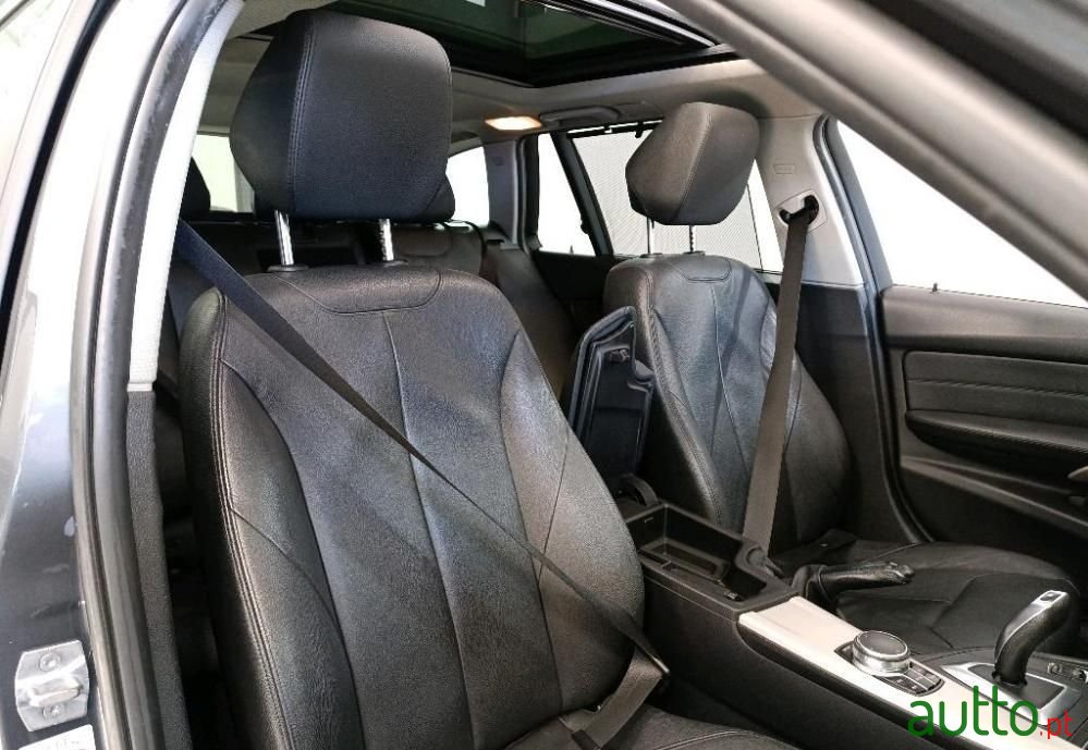 2018' BMW Série 3 D photo #4